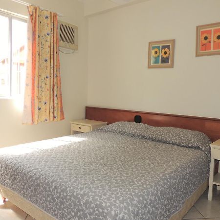 Residencial Kelly Cristina Apartment Bombinhas Ngoại thất bức ảnh