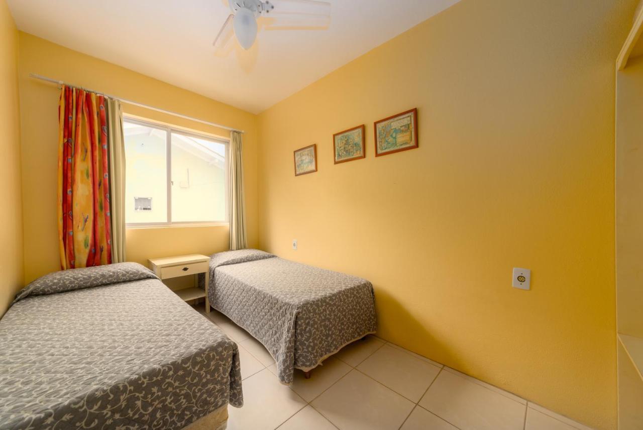 Residencial Kelly Cristina Apartment Bombinhas Ngoại thất bức ảnh