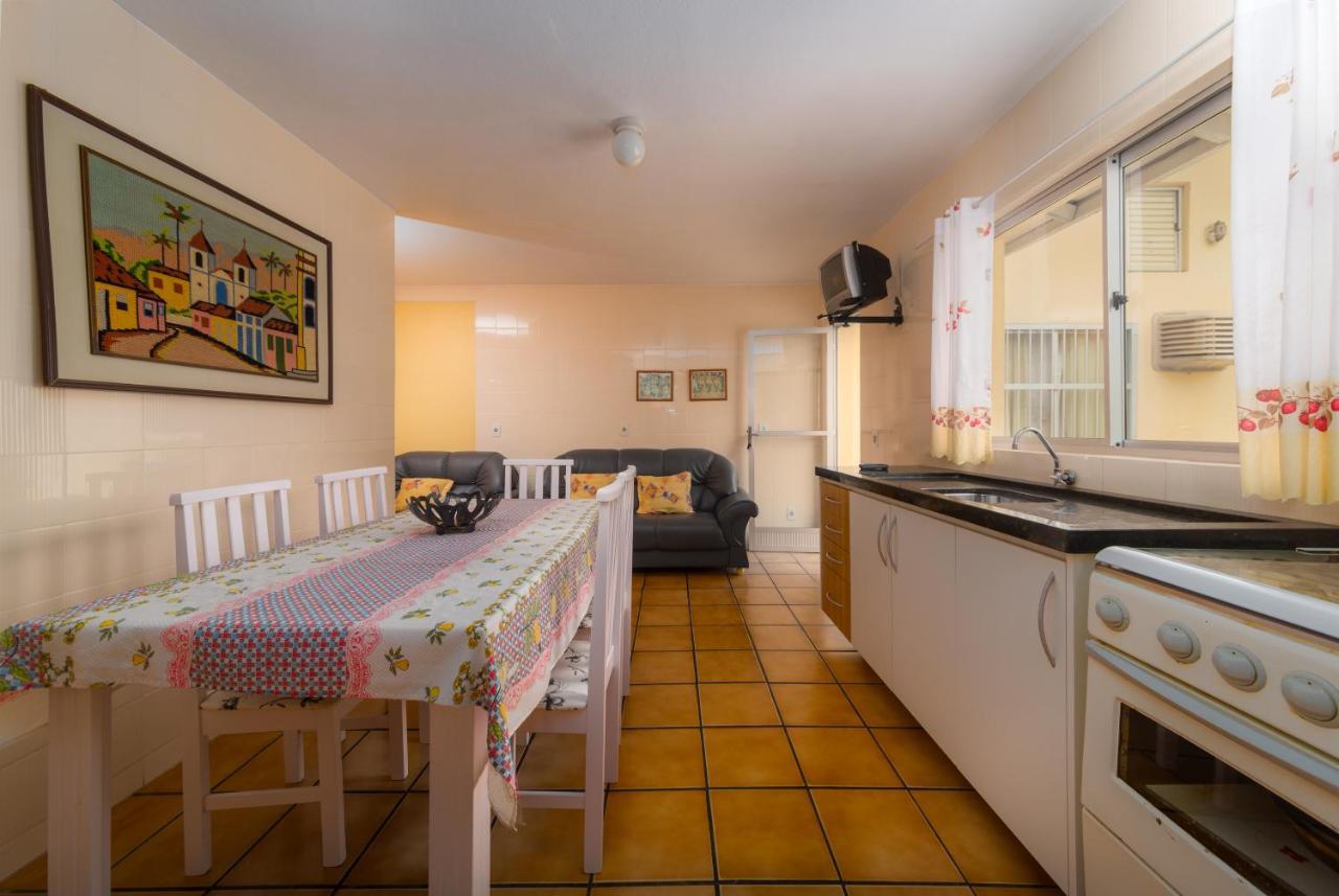 Residencial Kelly Cristina Apartment Bombinhas Ngoại thất bức ảnh